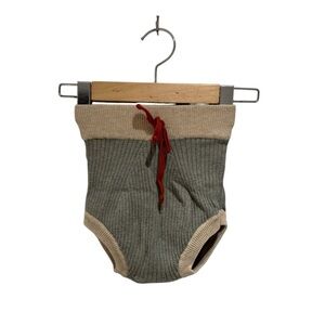 MABLI Georgous Ribbed Knit Bloomers with Red Tie - size 2